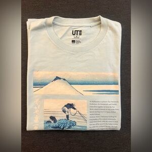 Uniqlo Graphic Tee in Light Blue